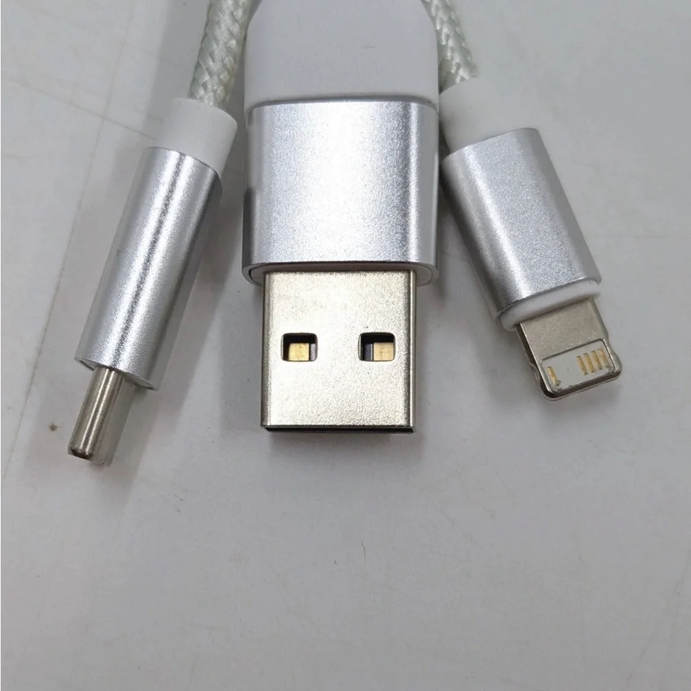 Cloudflare 3 in 1 Charging Cable w USB-C Dual USB & Apple Compatible